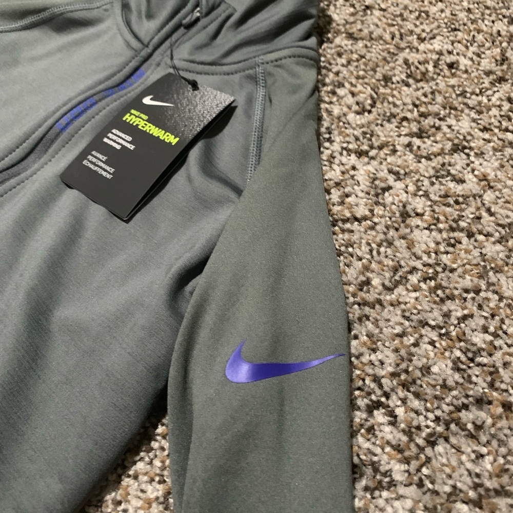 Brand New Womens Nike Pro Running Jacket Hyperwarm - Picture 3 of 6